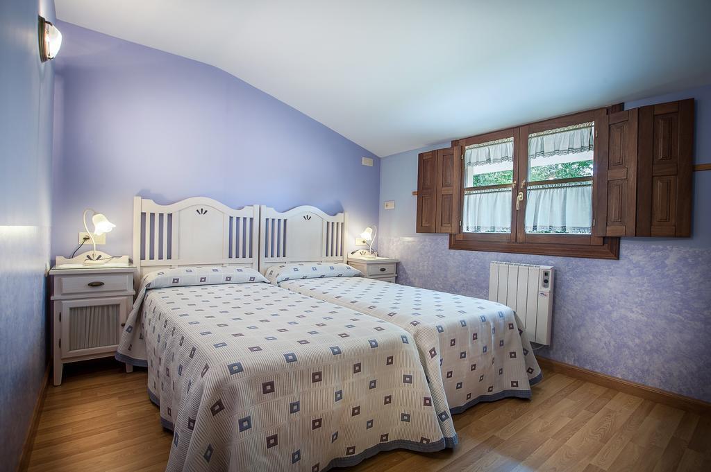 Apartamentos El Pradon De Santa Marina Parres de Llanes Kamer foto